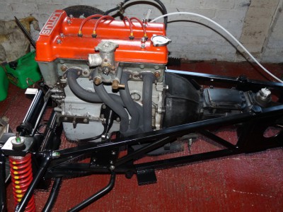 engine in chassis 2.jpg and 